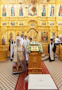 Всенощное бдение в Свято-Троицком кафедральном соборе г. Саратова