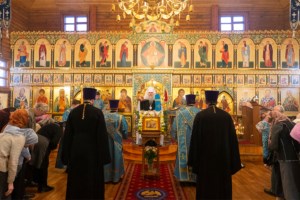 Божественная литургия в храме в честь Сретения Господня г.Саратова