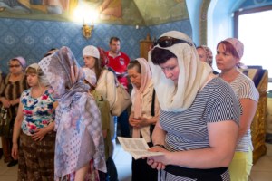 В Саратове встретили икону «Избавительница от бед»