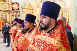 Состоялось соборное служение архиереев и духовенства Саратовской митрополии