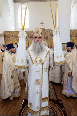 Божественная литургия в храме во имя святителя Митрофана, епископа Воронежского, г.Саратова