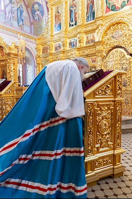 Божественная литургия в Свято-Троицком кафедральном соборе г. Саратова