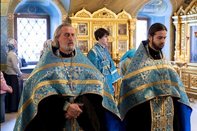 Утреня с чтением акафиста в Свято-Троицком кафедральном соборе г. Саратова