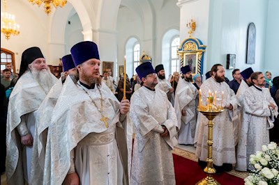 Митрополит Лонгин совершил отпевание игумении Ксении (Афанасьевой)