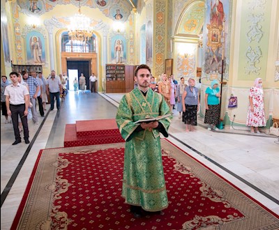 Митрополит Игнатий совершил всенощное бдение в Покровском соборе г. Саратова