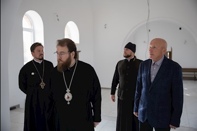 В поселке Лопуховка завершено возведение здания храма
