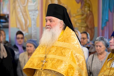 Митрополит Игнатий совершил Божественную литургию в Свято-Никольском мужском монастыре г. Саратова