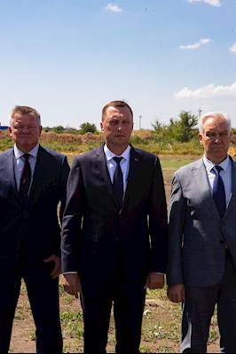 Митрополит Игнатий совершил освящение закладного камня на месте строительства Княже-Владимирского собора г. Саратова