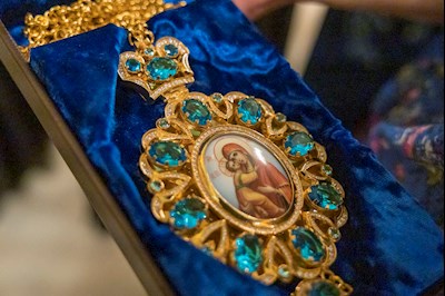 Митрополит Игнатий совершил ночную Божественную литургию в Покровском соборе г. Саратова