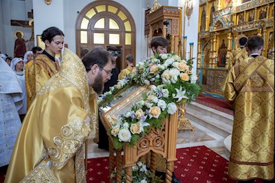 Митрополит Игнатий совершил Божественную литургию в Свято-Алексиевском женском монастыре г. Саратова