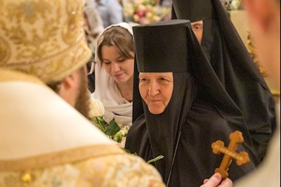 Митрополит Игнатий совершил ночную Божественную литургию в Покровском соборе г. Саратова