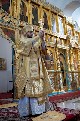 Митрополит Игнатий совершил Божественную литургию в Свято-Алексиевском женском монастыре г. Саратова