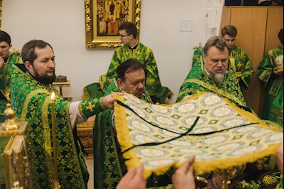 Архиереи Саратовской митрополии совершили Божественную литургию в соборном храме святого благоверного князя Александра Невского г. Ртищево