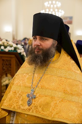 Митрополит Игнатий совершил Божественную литургию в соборном храме святителя Спиридона Тримифунтского г. Саратова