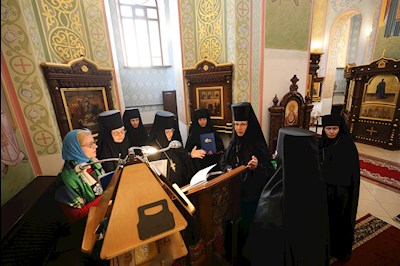 Митрополит Игнатий совершил постриги в Иоанновском женском монастыре