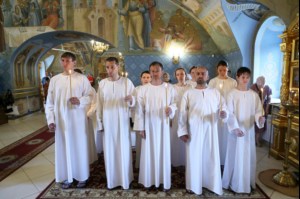 Крещальная Литургия в Свято-Троицком соборе Саратова