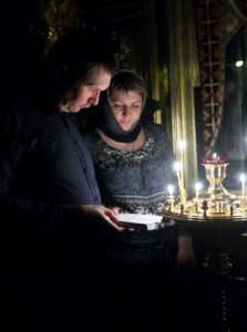 Великое повечерие с чтением канона преподобного Андрея Критского в Свято-Троицком кафедральном соборе г.Саратова
