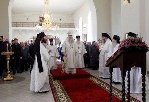 Божественная Литургия в Cвято-Никольском мужском монастыре г. Саратова