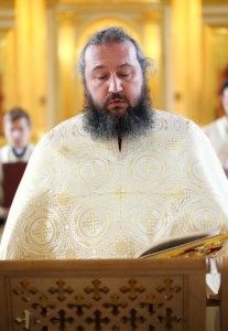 Литургия апостола Иакова на Архиерейском подворье — храме во имя святого апостола и евангелиста Иоанна Богослова при СПДС