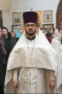 Божественная литургия и панихида в храме во имя святителя и чудотворца Николая на Елшанском кладбище г. Саратова