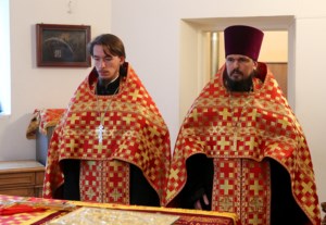Всенощное бдение на Архиерейском подворье — храме в честь иконы Божией Матери «Утоли моя печали» г.Саратова