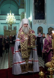 Всенощное бдение c Чином Воздвижения Креста в храме в честь Сошествия Святого Духа города Саратова