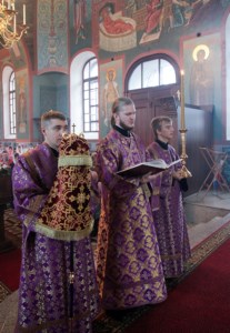 Божественная литургия в Крестовоздвиженском храме г. Хвалынска