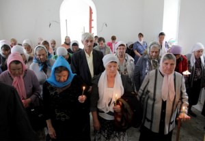 Прихожане строящегося храма святых Адриана и Наталии молитвенно отметили день памяти святых