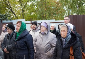 Совершено освящение крестов и куполов строящегося храма во имя святого благоверного князя Михаила Черниговского и боярина его Феодора г. Саратова