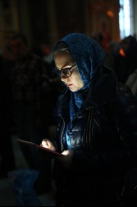 Великое повечерие с чтением канона преподобного Андрея Критского в храме в честь Покрова Пресвятой Богородицы г. Саратова
