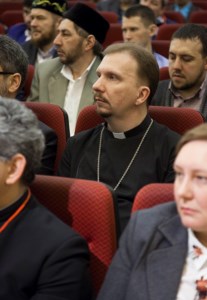 Митрополит Лонгин принял участие в конференции «Роль религии и религиозных организаций в сохранении института семьи и семейных ценностей»