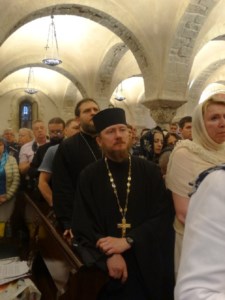 Божественная литургия в Базилике святителя Николая, архиепископа Мир Ликийских, чудотворца, в г. Бари (Италия) и торжественная передача частицы мощей святителя Николая для принесения в Россию