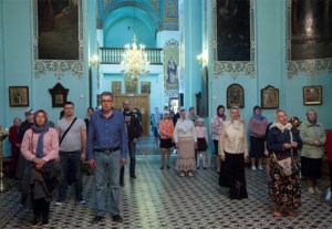 Всенощное бдение в храме в честь Сошествия Святого Духа г.Саратова