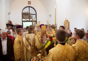 Божественная литургия в храме во имя святителя Луки (Войно-Ясенецкого), исповедника, при 3-й городской клинической больнице г. Саратова