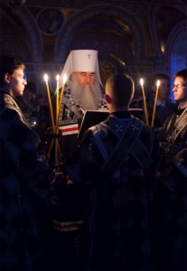 Великое повечерие с чтением канона преподобного Андрея Критского в Свято-Троицком кафедральном соборе г.Саратова