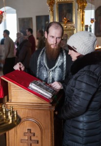 Литургия Преждеосвященных Даров в храме Покрова Пресвятой Богородицы г. Покровска (Энгельса)