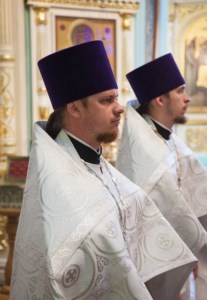 Божественная литургия в храме в честь Сошествия Святого Духа г. Саратова