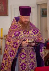 Божественная литургия на Подворье Свято-Никольского мужского монастыря г.Саратова с.Елшанка Воскресенского района