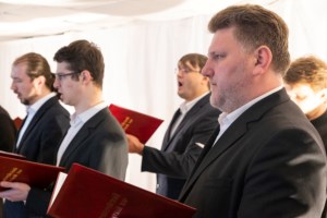 Архиерейский хор выступил в исправительной колонии