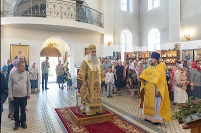 Божественная литургия в Петропавловском храме г. Аткарска