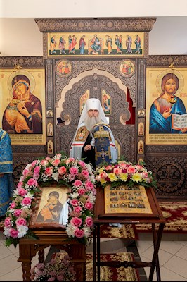 Божественная литургия в храме в честь Владимирской иконы Божией Матери с. Багаевка