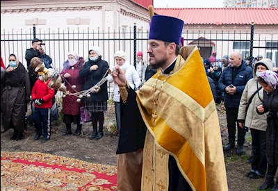 В Благовещенском храме Саратова освятили колокола