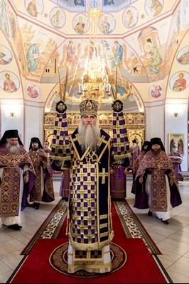 Божественная литургия в Свято-Никольском мужском монастыре г. Саратова