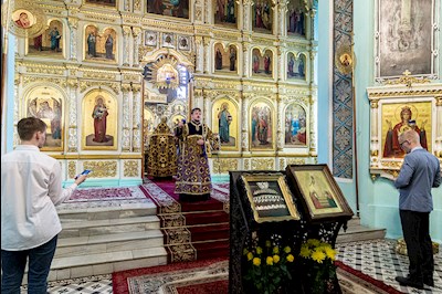 Всенощное бдение в храме в честь Сошествия Святого Духа г. Саратова