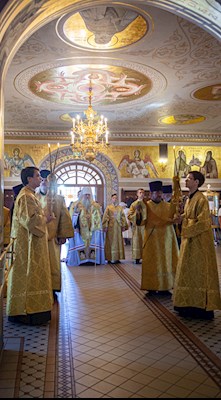Всенощное бдение в Свято-Троицком кафедральном соборе г. Саратова