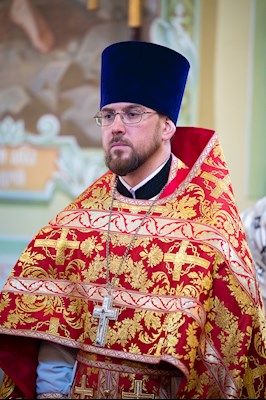 Митрополит Игнатий совершил Божественную литургию в Покровском соборе г. Саратова