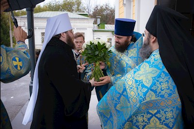 Митрополит Игнатий возглавил соборное архиерейское богослужение в Свято-Троицком кафедральном соборе г. Покровска (Энгельса)