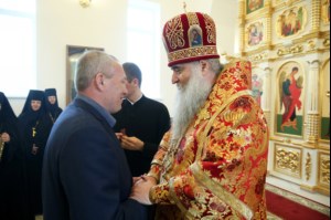 Чин Великого освящения и Божественная литургия в храме в честь Владимирской иконы Божией Матери Владимирского женского монастыря г. Вольска