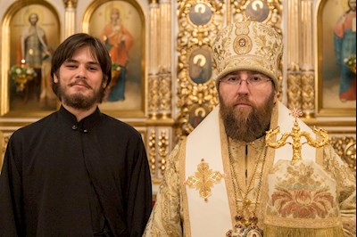 Митрополит Игнатий совершил ночную Божественную литургию в Покровском соборе г. Саратова