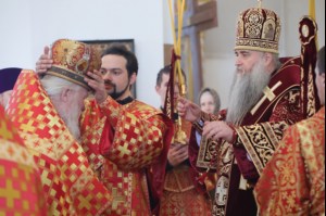 Божественная литургия в Свято-Троицком кафедральном соборе Вольска